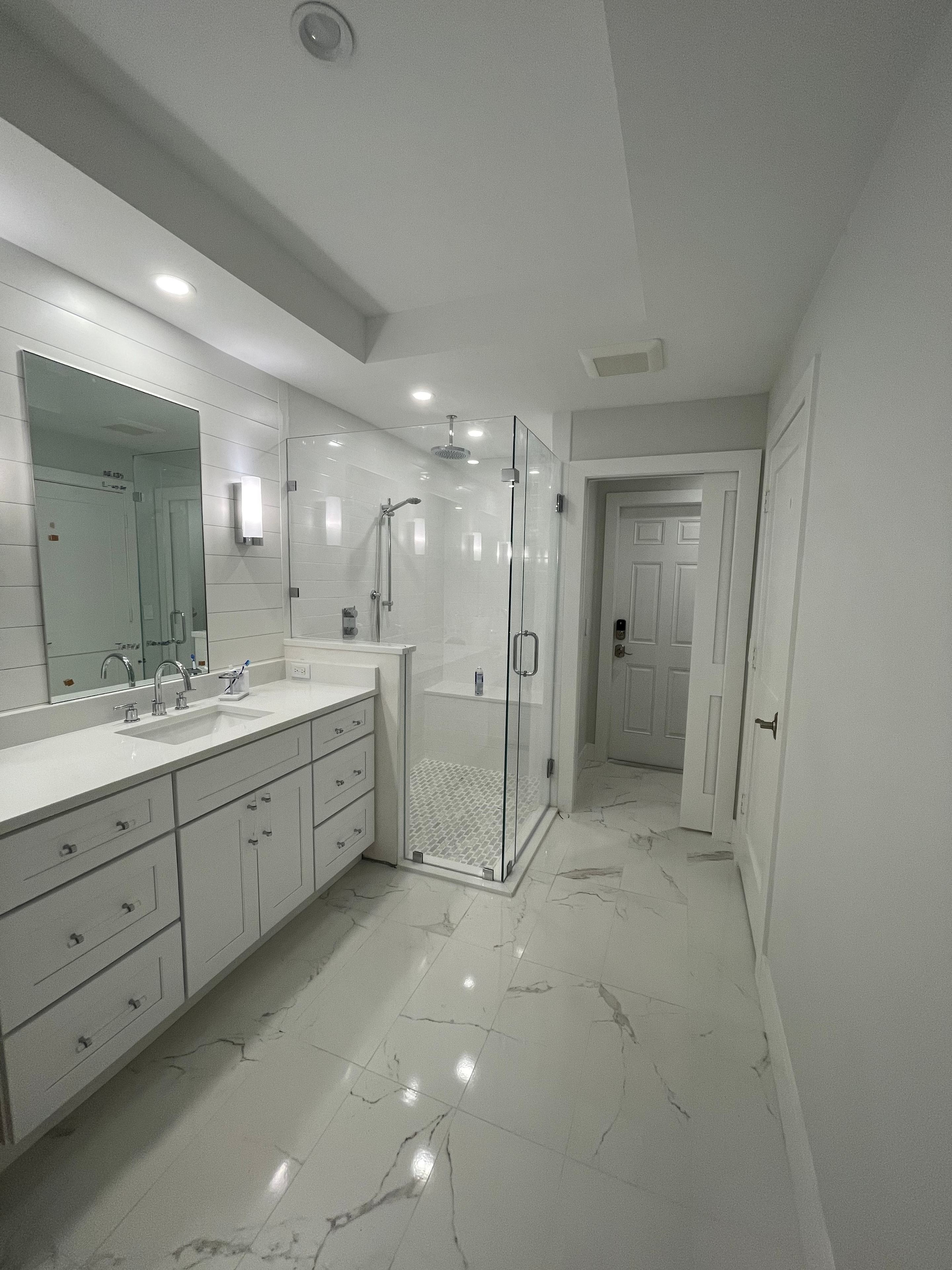 Frameless Shower Door — West Palm Beach, FL