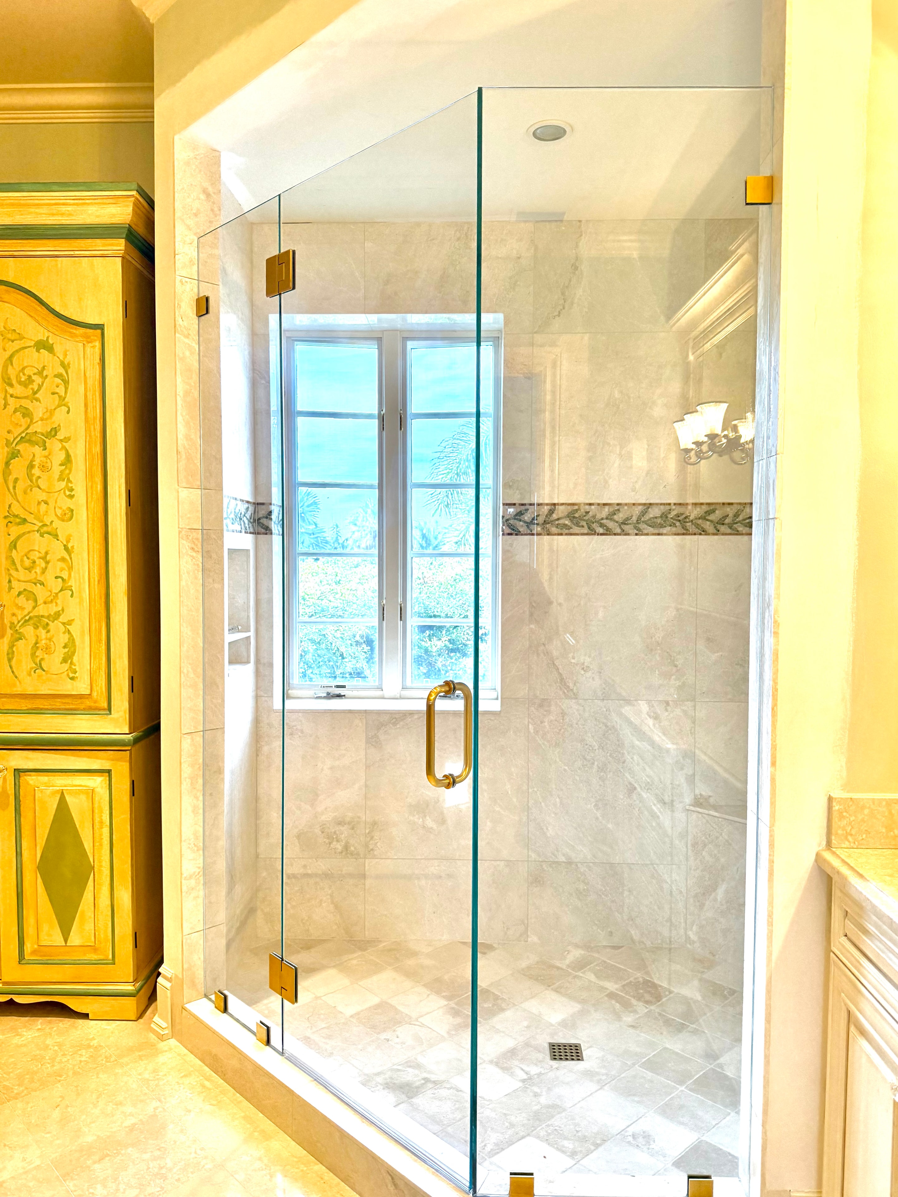 Frameless Shower Enclosure — Port St. Lucie, FL