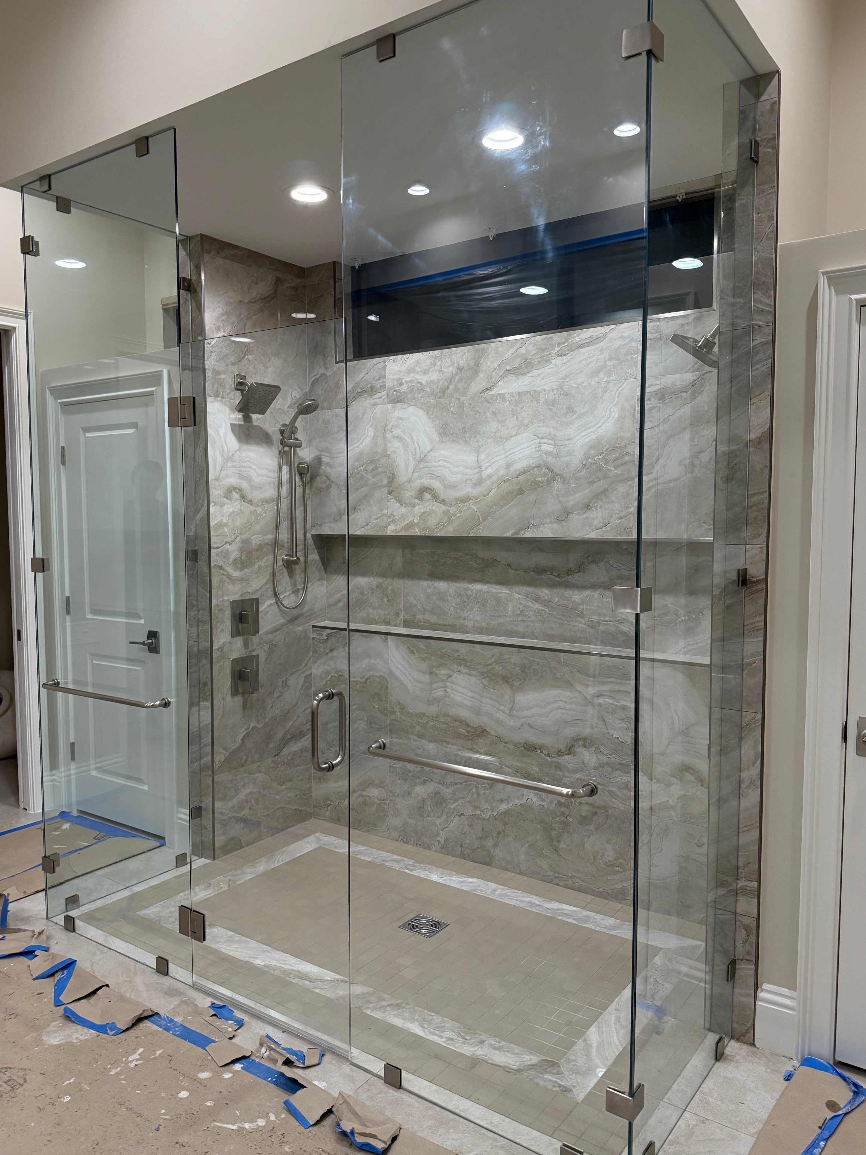 Specialty Glass & Partitions